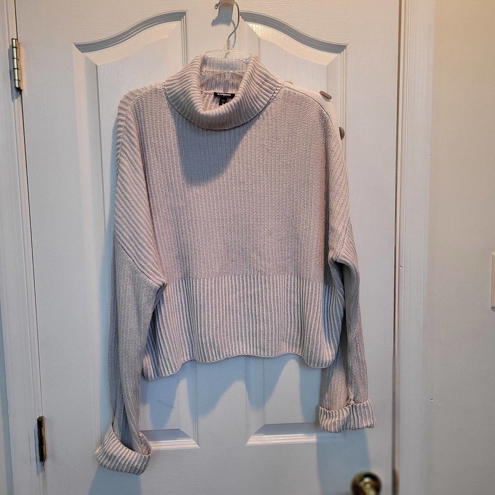 Express cowlneck sweater. Gray. Size S